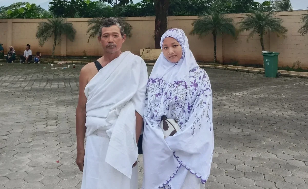 Aprilia Calon Haji Termuda Asal Brebes, Begini Kisah Hingga ke Tanah Suci