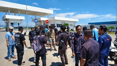 Warga Tiga Desa Datangi Pabrik Sepatu PT HAI Pekalongan , Isu Pungutan dan Minimnya Serapan Tenaga Lokal Disorot