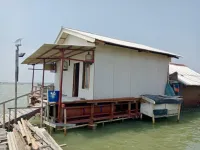 Pemprov Jateng Bangun 20 Rumah Apung untuk Warga Terdampak Rob di Pesisir Demak