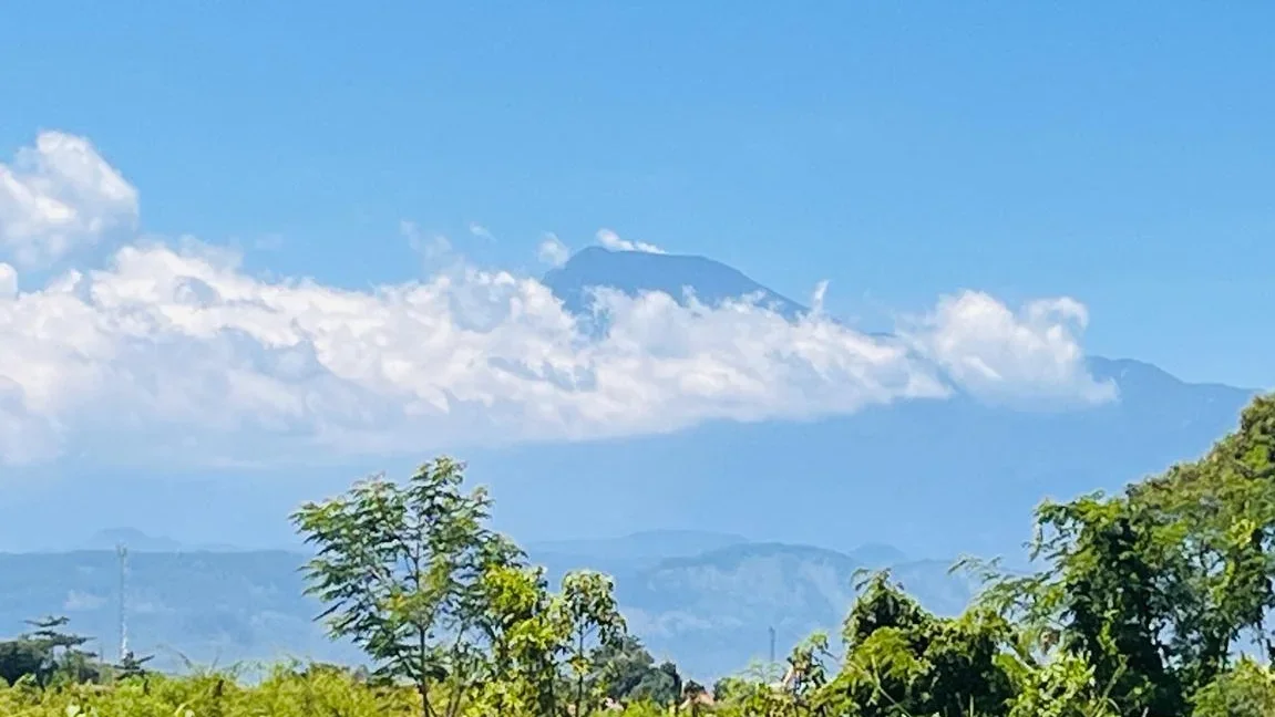 Update Kondisi Gunung Slamet Terkini, Terjadi 8 Kali Gempa dan Getaran Banjir Hujan