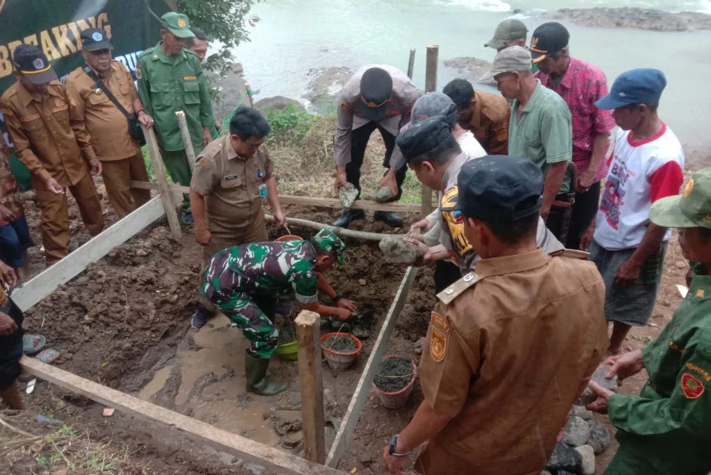 Akhirnya Dibangun, Jembatan Garuda di Bantarkawung Pangkas Akses Warga ke Pasar dan Layanan Kesehatan