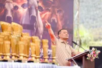 Gubernur Luthfi Gagas Kontes Sapi Perah, Bidik Lonjakan Produksi Susu Jateng