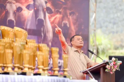 Gubernur Luthfi Gagas Kontes Sapi Perah, Bidik Lonjakan Produksi Susu Jateng