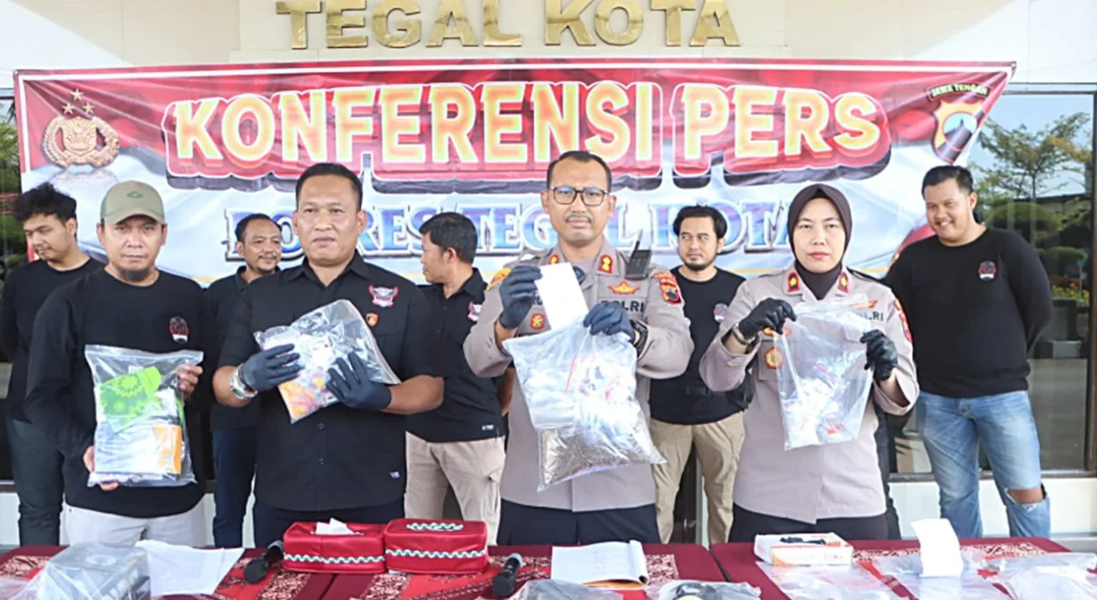 Polres Tegal Kota Tangkap 12 Pengedar Narkoba Beragam Jenis, Modus Operandi Gunakan Medsos dan COD