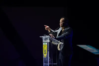 Saat Ahmad Luthfi Berbagi Ilmu Kepemimpinan kepada Para Walikota di Sumatera