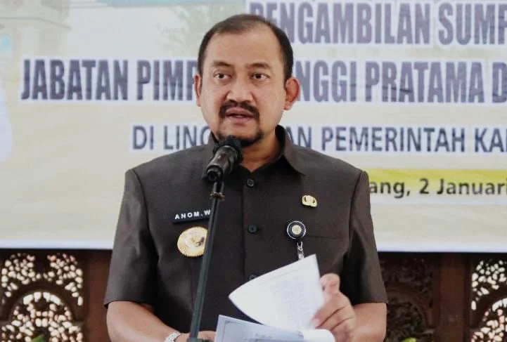 Bupati Pemalang, Anom Widiyantoro