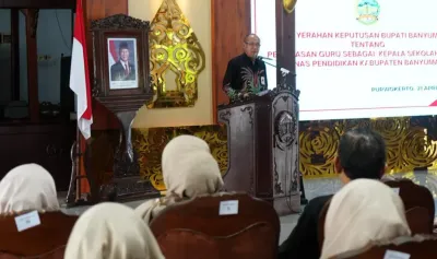 Bupati Banyumas Kukuhkan 146 Guru Jadi Kepala Sekolah, Tekankan Kepemimpinan Visioner hingga Digitalisasi
