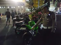 Polisi Jaring Puluhan Pengguna Knalpot Brong di Alun-Alun Kajen