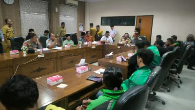 Ojol Tegal Desak Regulasi dan Kenaikan Tarif, DPRD Dorong Aspirasi ke Pusat