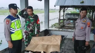 Warga Pemalang Tewas Tersambar Petir Saat Berteduh di Tempat Keranda Makam