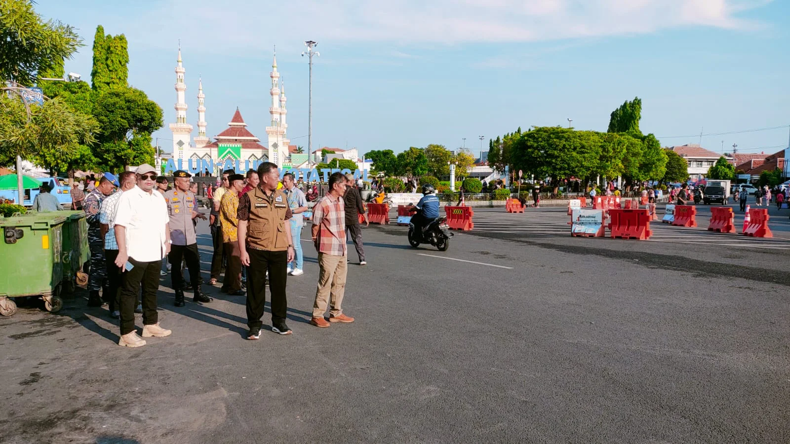 Dedy Yon Geram, Parkir Liar di Jalan Pancasila Tegal Masih Marak