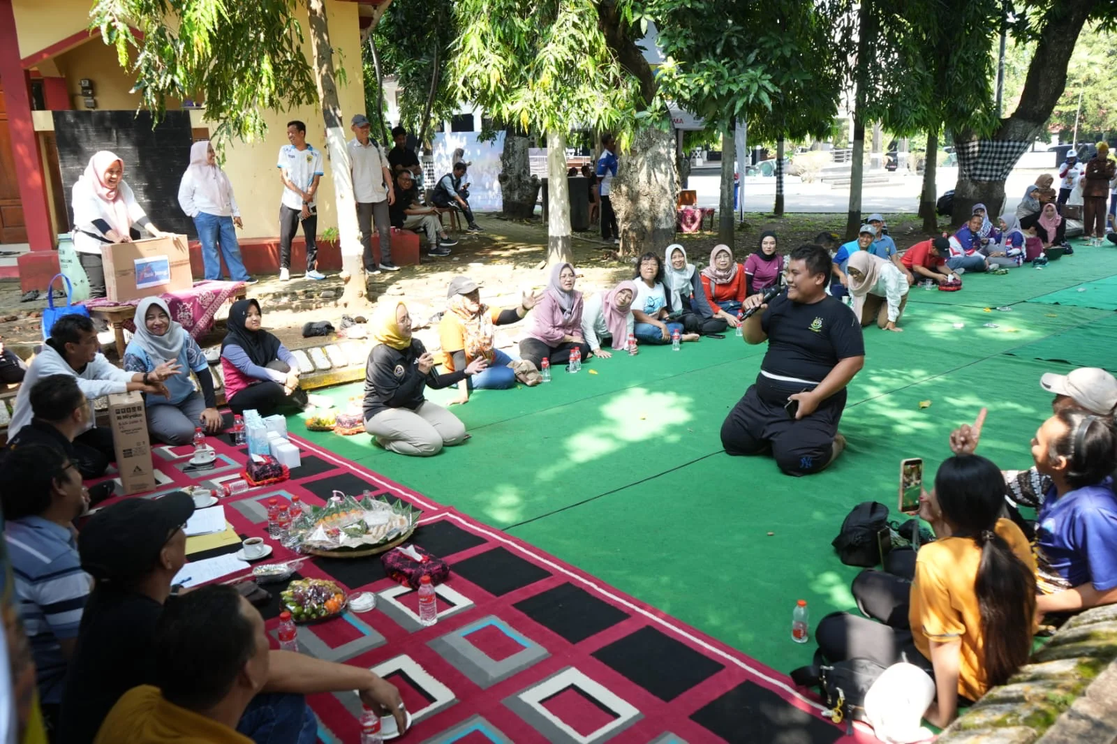 Jagongan Bareng Bangun Pemalang, Bupati Anom Serap Aspirasi Warga Tanpa Sekat