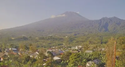Update Gunung Slamet Terkini, 28 Kali Gempa Low Frequency