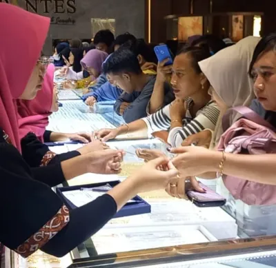 Wajah Baru, Toko Mas Pantes Re-Opening di Ketanggungan Brebes, Ada Promo Spesial Jual Beli Emas