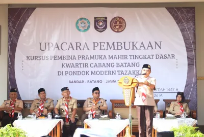 Bangun Disiplin Santri, Pondok Modern Tazakka Gandeng Kwarcab Batang Gelar Kursus Mahir Dasar