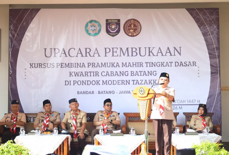 Bangun Disiplin Santri, Pondok Modern Tazakka Gandeng Kwarcab Batang Gelar Kursus Mahir Dasar
