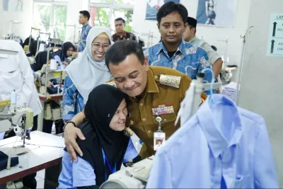 Bermodalkan Semangat, Di Lembaga ini Warga Miskin Jateng Dilatih Gratis, Diberi Makan, Lalu Disalurkan Kerja