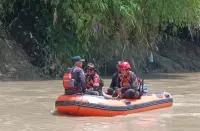 Latihan Kayak, Dua Remaja Hanyut di Sungai Laes Penggarit Pemalang