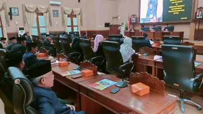 103 Rapat dalam 3 Bulan, DPRD Kota Tegal Tutup Masa Sidang II