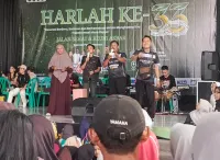 Tarmin Ngaklak Bikin Pecah Suasana HUT ke-33 SMK Maarif NU Paguyangan, Ribuan Peserta Tumpah Ruah di Jalan Sehat