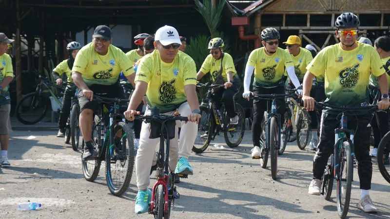 Kemeriahan Hari Jadi ke-425 Kabupaten Tegal, 2.500 Peserta Ikuti Gowes Bareng Gawe Seneng