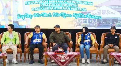 Talk Show May Day, Bupati Pemalang Sebut Tiga Unsur Kunci untuk Peningkatan Kesejahteraan Buruh