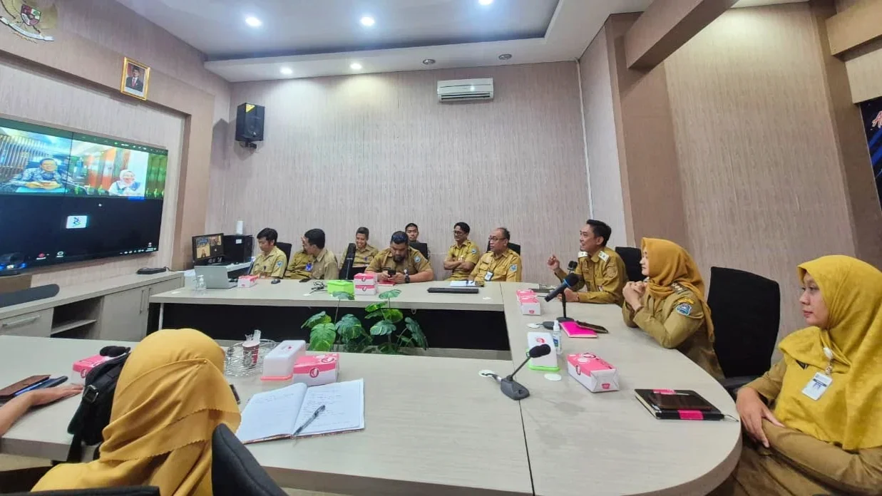 Rencana perombakan data bantuan sosial Kota Tegal, dibahas Wakil Wali Kota Tegal, Tazkiyyatul Muthmainnah, bersama OPD terkait dan Diskominfo Kota Semarang, Selasa 26 Mei 2026. Foto : istimewa
