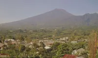 Update Gunung Slamet Terkini 15 Mei 2026, 38 Gempa Low Frequency