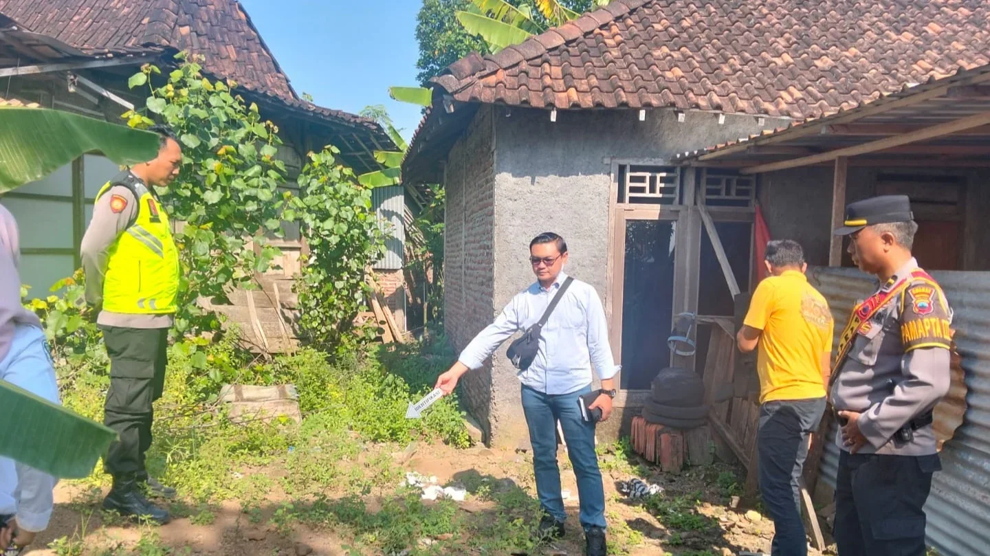 Bayi Laki-laki Ditemukan Terlantar di Pekarangan Rumah Warga Ringinarum Kendal