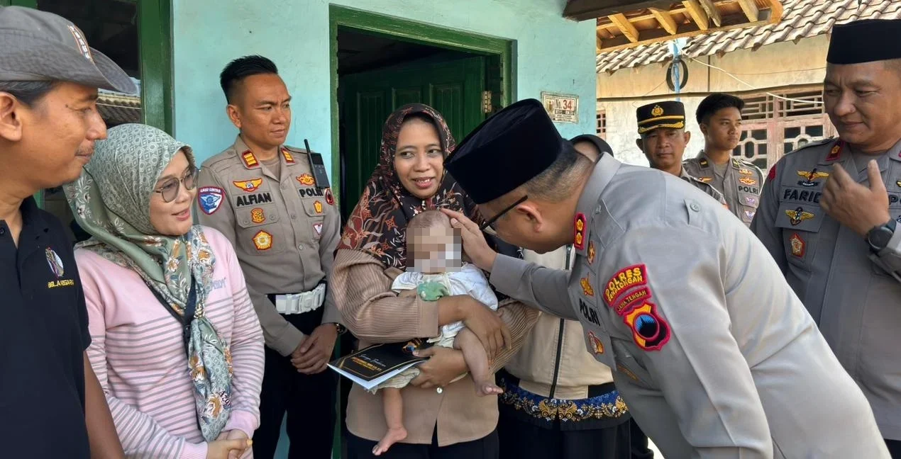 Kapolres Pekalongan kawal penderita bibir sumbing operasi di Jakarta