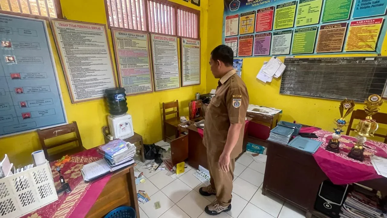 Dua SD Negeri di Dukuhturi Brebes Dibobol Maling, Laptop Bantuan Pemerintah Digondol