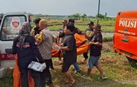Pria Tanpa Identitas Tewas Tertabrak Kereta Kargo di Ngampel Kendal