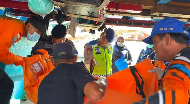 ABK KM Uli Jaya 02 Meninggal Dunia Saat Melaut di Perairan Nusakambangan Cilacap, Diduga Serangan Jantung