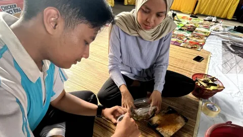 Sampah Tak Lagi Kotor, 10 Tahun Bank Sampah Mawar Biru Ubah Mindset Warga Tegal