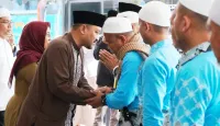 Bupati Pemalang Sambut Kepulangan Jemaah Haji, Kloter 9 Pertama