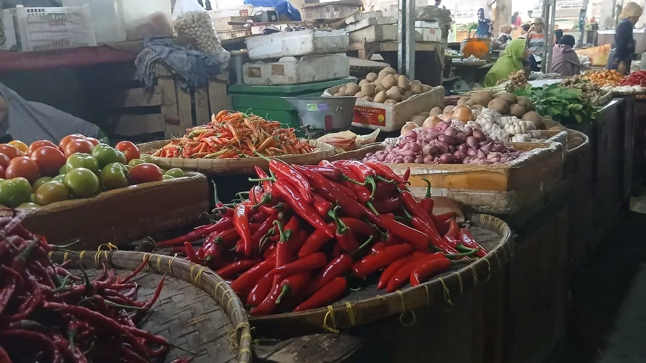 Cabai di Pasar Trayeman, Kabupaten Tegal
