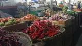 MBG Dihentikan Sementara, Harga Cabai dan Bawang di Pasar Slawi Menurun