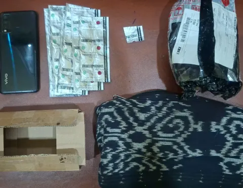 Pemuda 18 Tahun di Pemalang Ditangkap Polisi, Diduga Jadi Pengedar Obat Keras, Barang Bukti 99 Pil