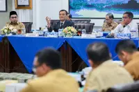Ahmad Luthfi Gerak Cepat, Rp 200 Miliar Dialihkan untuk Benahi Jalan Rusak di Jateng