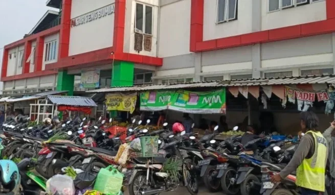 Area parkir Pasar Seng Bumiayu