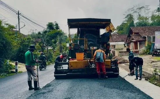Pemprov Jateng Alokasikan Perbaikan Puluhan Ruas Jalan dan Jembatan pada 2026, Lokasinya di Mana Saja?