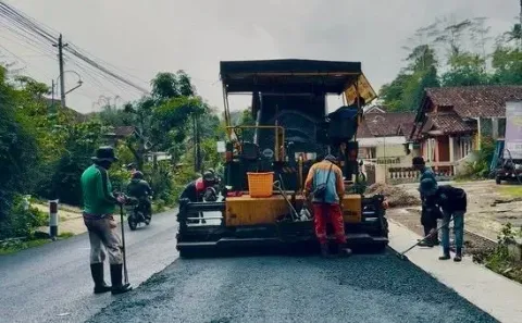 Pemprov Jateng Alokasikan Perbaikan Puluhan Ruas Jalan dan Jembatan pada 2026, Lokasinya di Mana Saja?