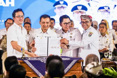 Dari Borobudur, Wisata Lima Daerah Disatukan