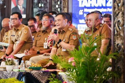 Kebut Pengembangan 72 Ribu Hektare Nila Salin, Gubernur Luthfi Langsung Telepon Menteri Kelautan dan Perikanan
