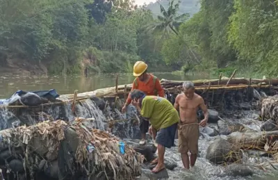 Empat Bendung di Brebes Selatan Rusak, Irigasi Ratusan Hektare Sawah Terancam