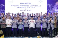 Dukung Penguatan Investasi, Bupati Tegal Ischak Maulana Rohman Hadiri Pelantikan Pengurus Apindo Jateng