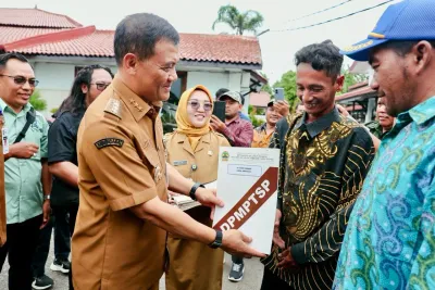 Gubernur Luthfi Pastikan Perizinan Nelayan Gratis, Jika Ada Pungli Warga Diminta Melapor