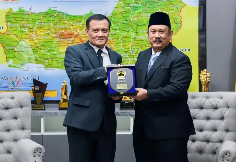 Pemerintah Pusat Pacu Jateng Jadi Penggerak Pertumbuhan Ekonomi Nasional, Pembangunan Strategis Dikebut