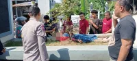 Perempuan Diduga Hendak Lompat dari Jembatan Suramadu Pekalongan, Berhasil Diselamatkan Warga dan Polisi