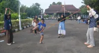Forum Anak Batang Perkenalkan Permainan Tradisional pada Momen Car Free Day